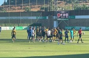 天空体育:科莫球员库尔托因种族歧视黄喜灿,被FIFA禁赛10场